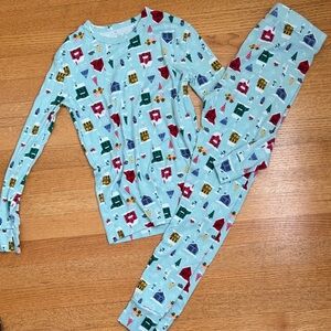 GAP Kids Winter Themed Long Sleeve Pajama Set